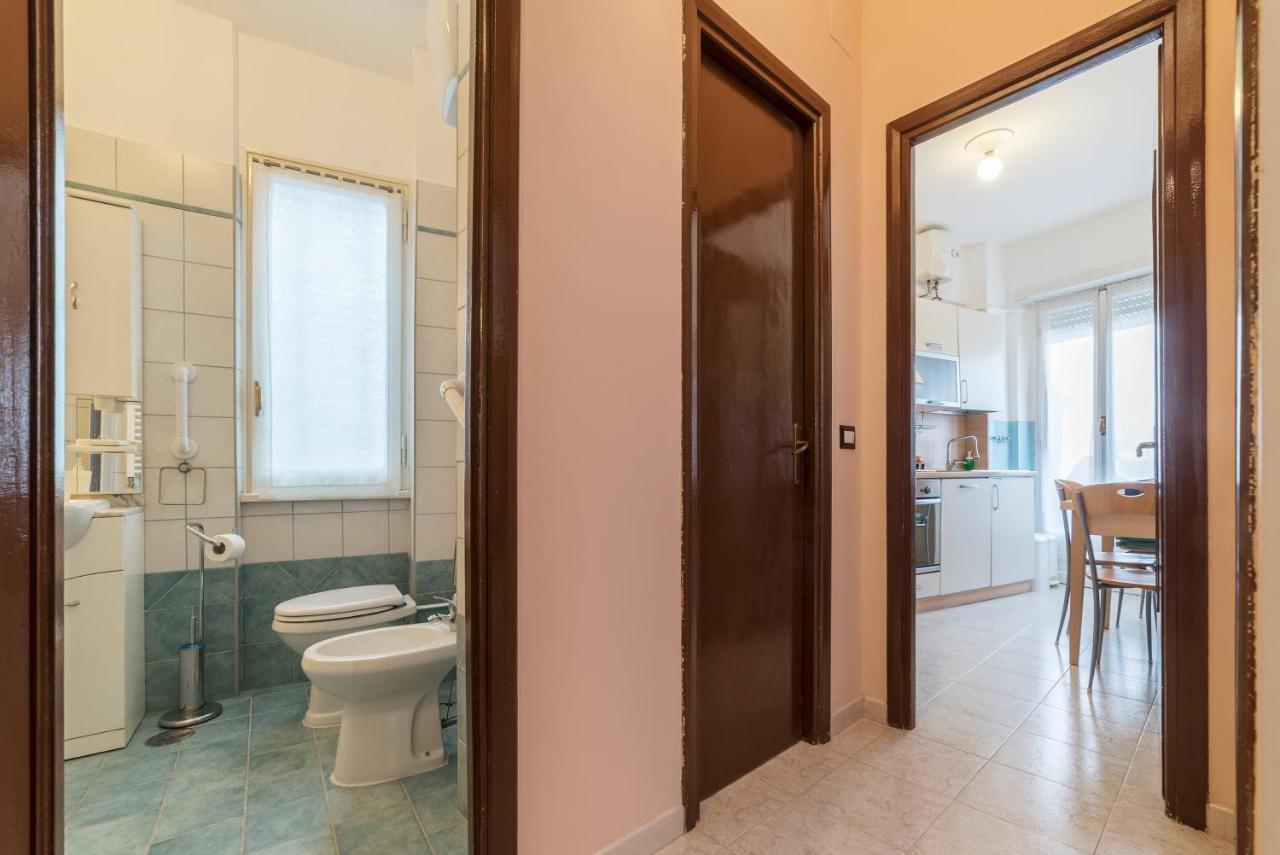 San Giovanni Apartment With Balcony Рим Экстерьер фото